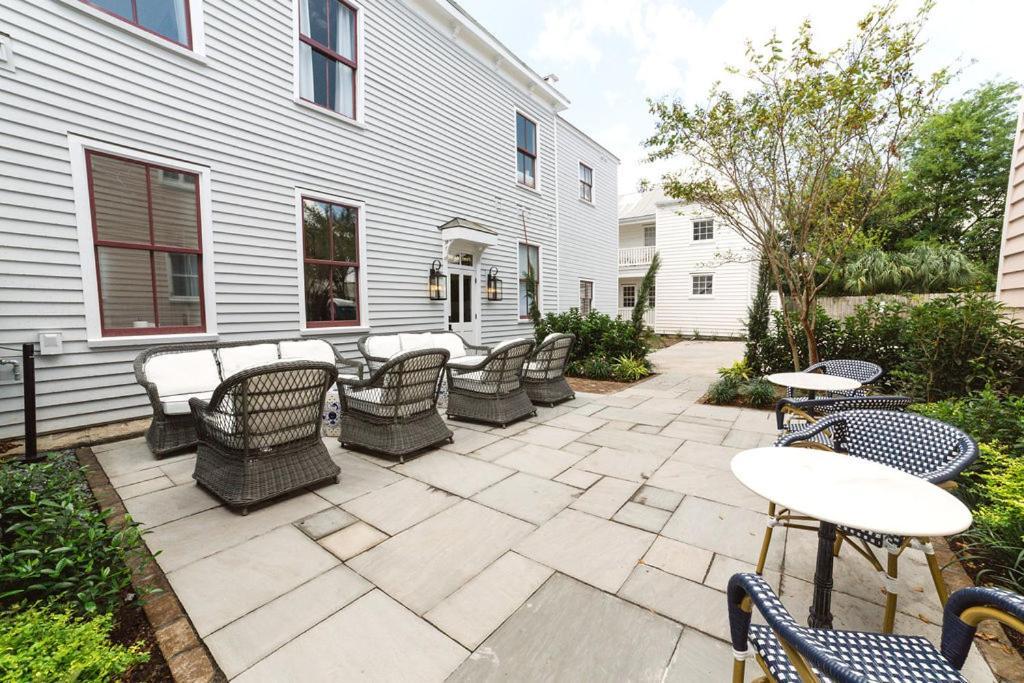 Guesthouse Charleston EAST 46 H Extérieur photo